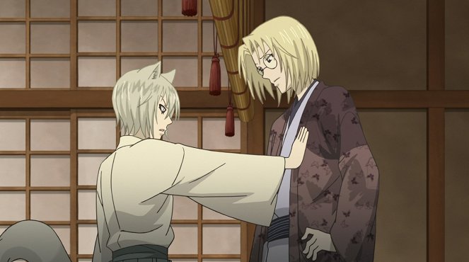 Kamisama Kiss - Tomoe Becomes a Familiar / The God Goes to a Mixer - Photos