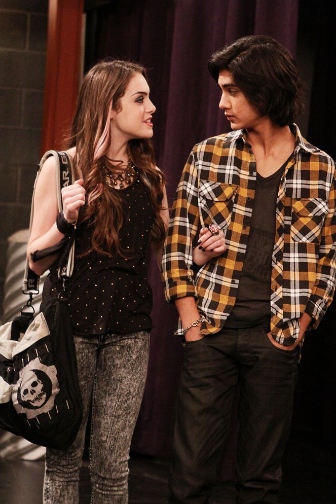 Victorious - Season 1 - Stage Fighting - Photos