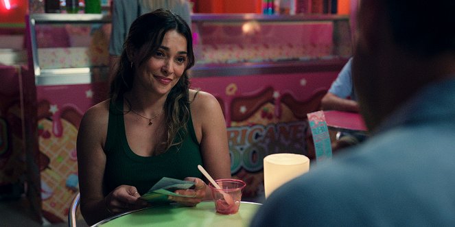 Bad Monkey - Nobody Said He Was Alvin Einstein - Filmfotos - Natalie Martinez