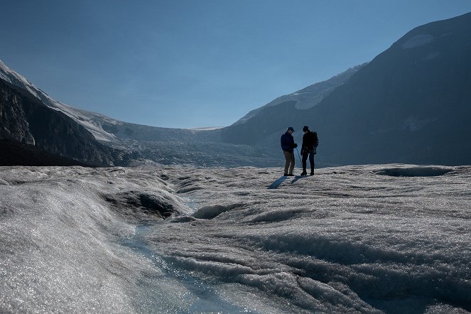 Fiennes Return to the Wild - Photos