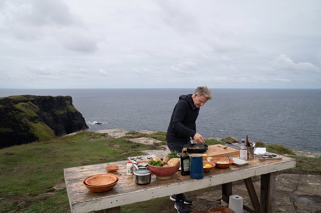 Gordon Ramsay: Uncharted - The Cliffs of Ireland - Photos