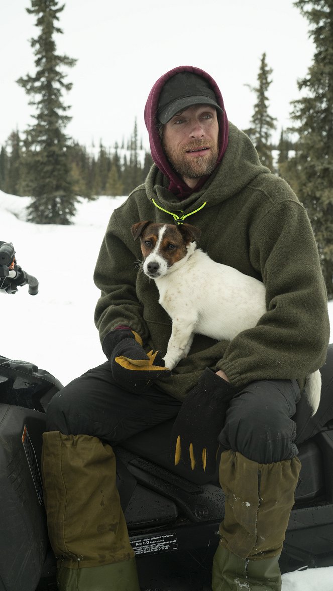 Life Below Zero - Waking from Winter - Photos