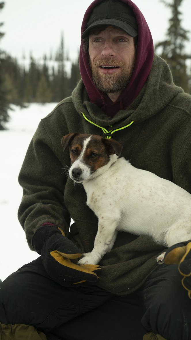 Life Below Zero - Waking from Winter - Photos