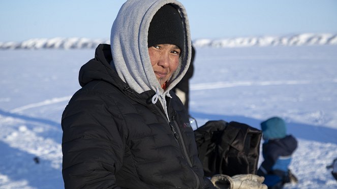 Life Below Zero - The Silent Hunter - Photos