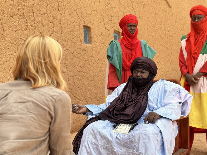 Schwarzmärkte hautnah mit Mariana van Zeller - Caught in an African Coup - Filmfotos