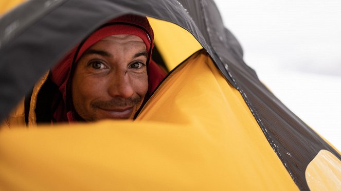 Arctic Ascent with Alex Honnold - Episode 1 - Van film