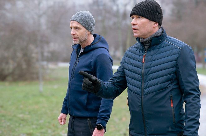 In aller Freundschaft - Rückkehr ins Leben - Photos - Julian Weigend, Thomas Koch