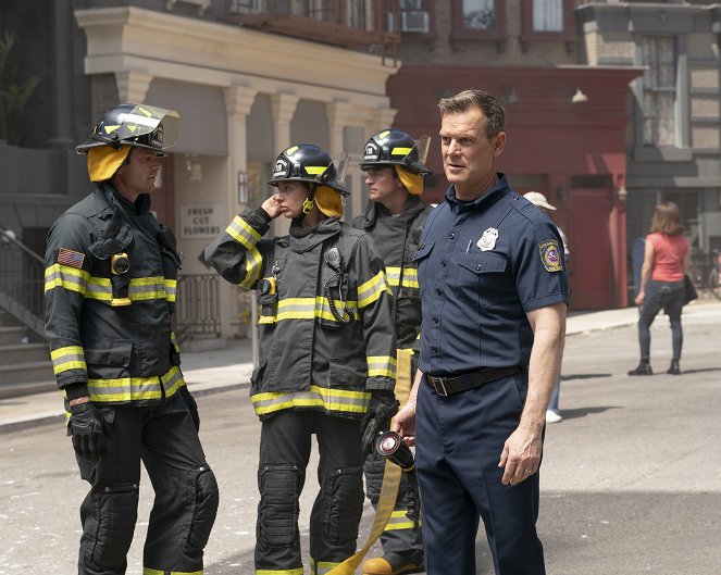 9-1-1 - Season 8 - Buzzkill - Z filmu