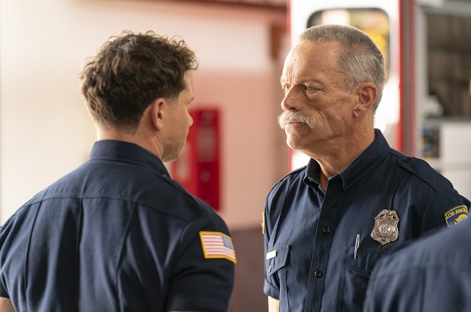 9-1-1 - Season 8 - Buzzkill - Photos