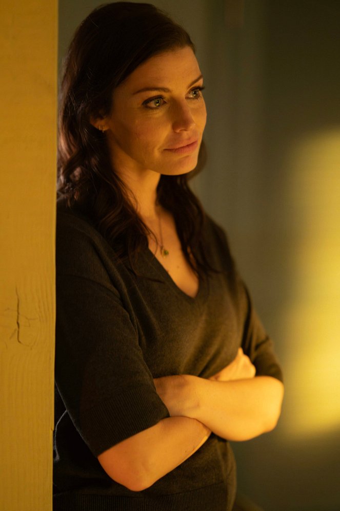 SEAL Team - Mission Creep - Filmfotos - Jessica Paré