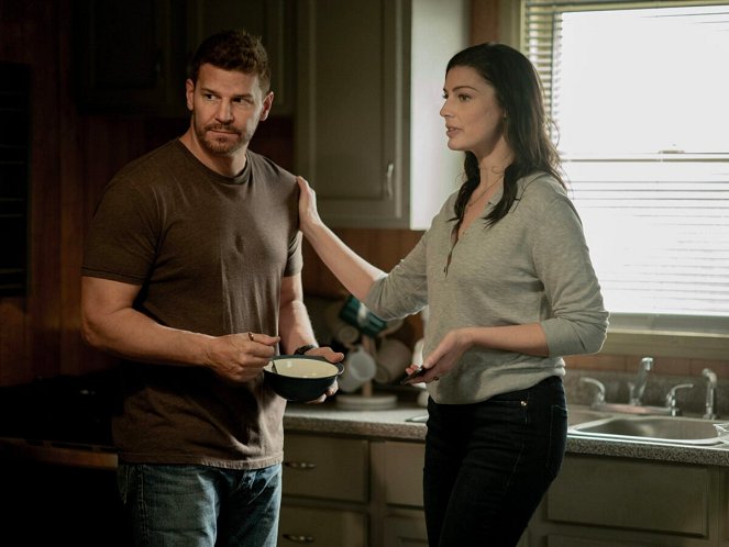 SEAL Team - Mission Creep - Do filme - David Boreanaz, Jessica Paré