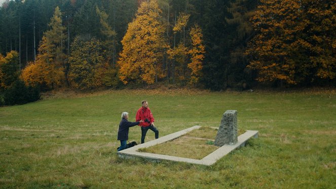 Martin Pollack: Pohľad do priepasti - Photos