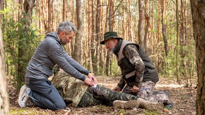 Na sygnale - Zabawy z bronią - Z filmu - Hubert Jarczak, Paweł Lipnicki