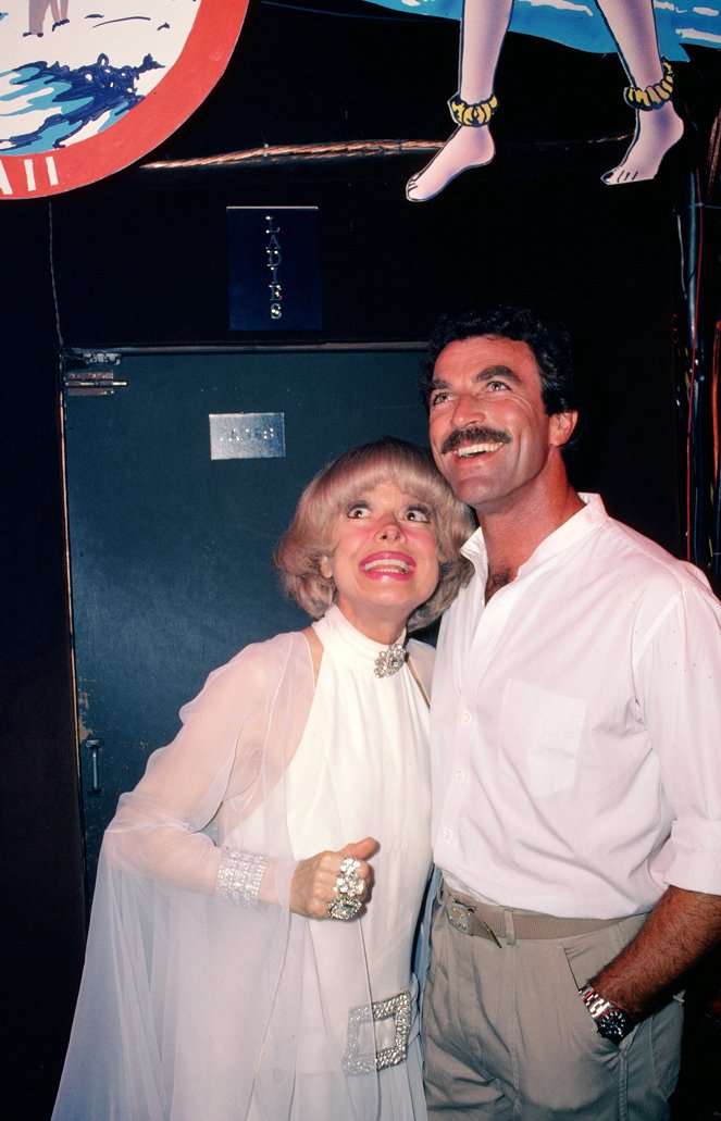 Magnum, P.I. - Distant Relative - De la película - Carol Channing, Tom Selleck