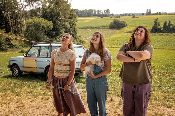 How to Kill Your Sister (2025) | Galerie - Ze seriálu | ČSFD.cz
