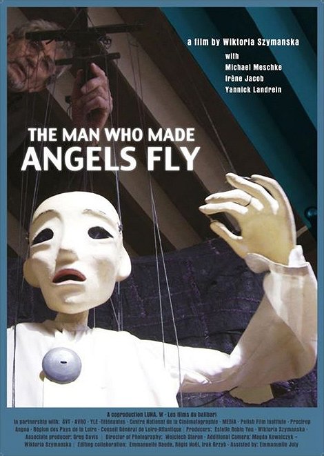 El hombre que hizo volar a los ángeles - Carteles