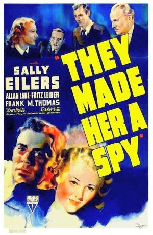 They Made Her a Spy - Carteles