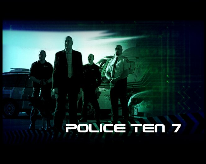Police Ten 7 - Plakate