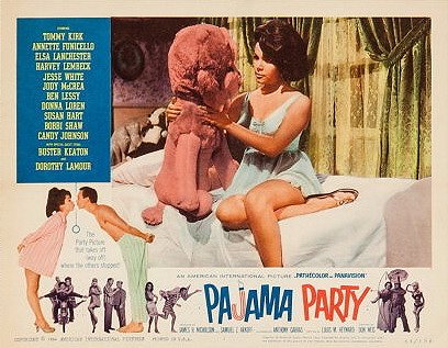 Pajama Party - Carteles