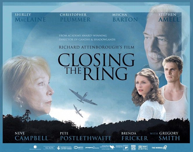 Closing the Ring - Cartazes