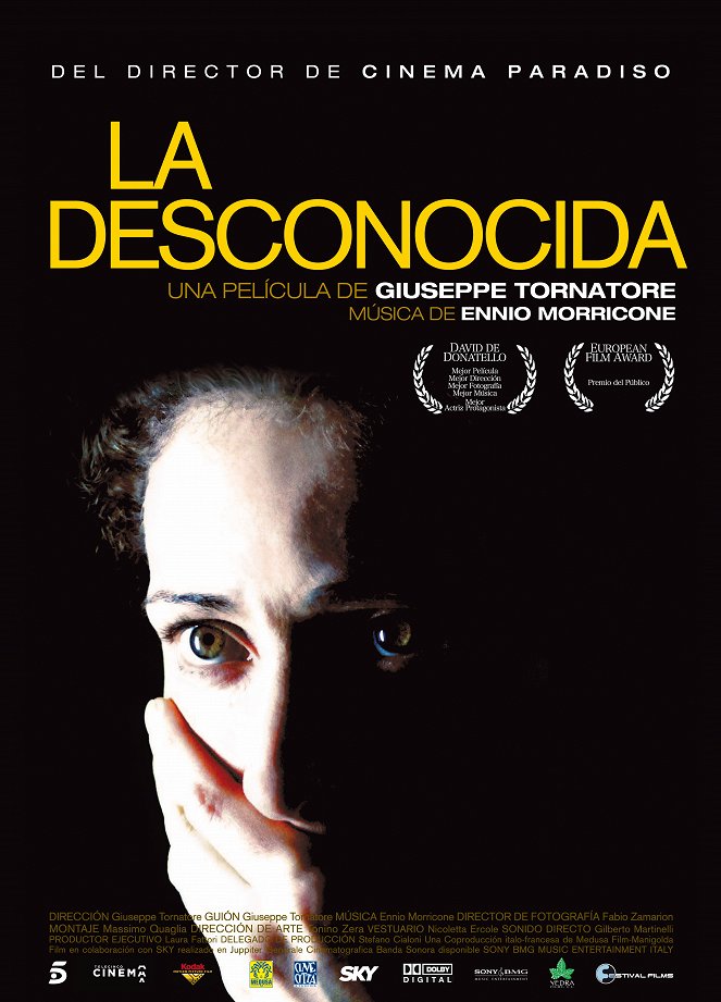 La desconocida - Carteles