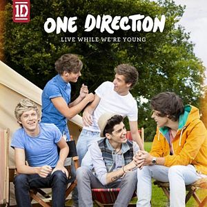 One Direction - Live While We're Young - Julisteet