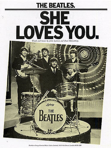The Beatles: She Loves You - Affiches