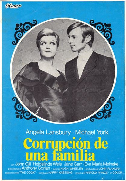 Corrupción de una familia - Carteles