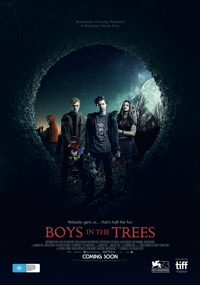 Boys in the Trees - Julisteet