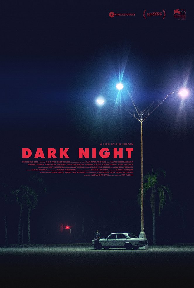 Dark Night - Affiches