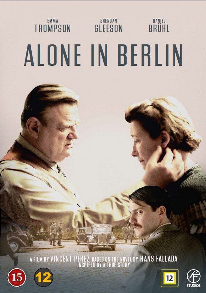 Alone in Berlin - Julisteet