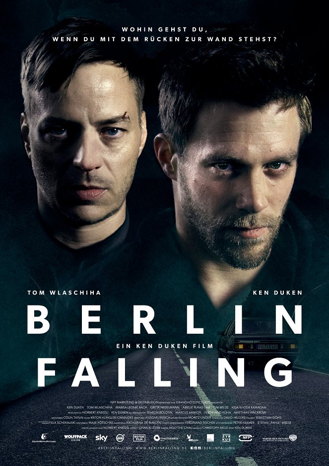 Berlin Falling - Affiches