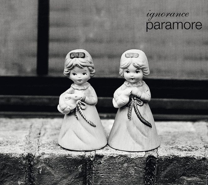 Paramore - Ignorance - Julisteet