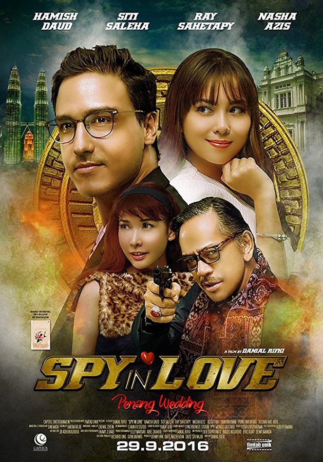 Spy in Love - Affiches