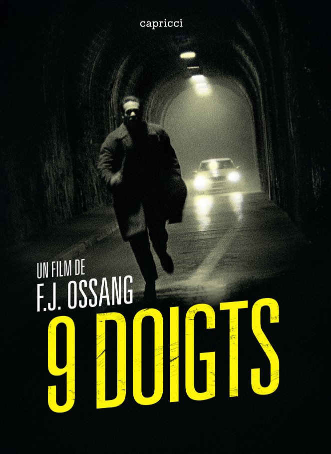 9 doigts - Affiches