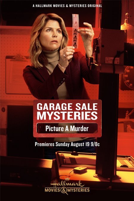 Garage Sale Mysteries: Picture a Murder - Carteles