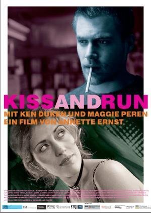 Kiss and Run - Julisteet