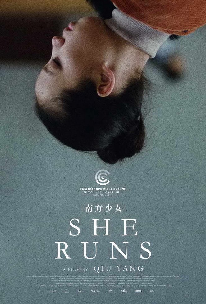 She Runs - Posters
