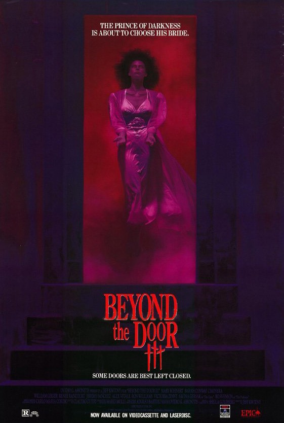 Detrás de la puerta (Beyond the door III) - Carteles