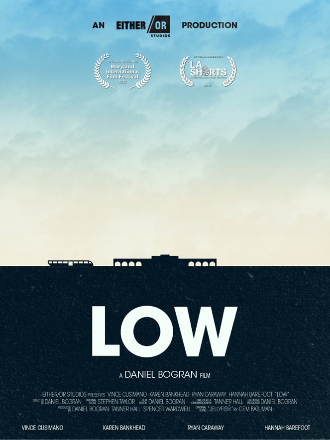 Low - Affiches