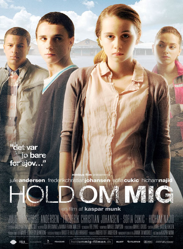 Hold om mig - Posters