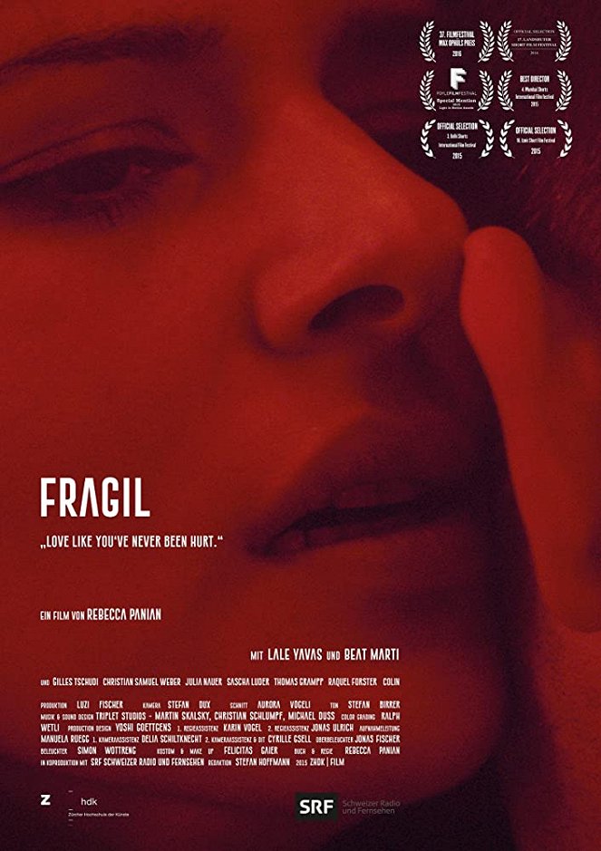 Fragil - Posters