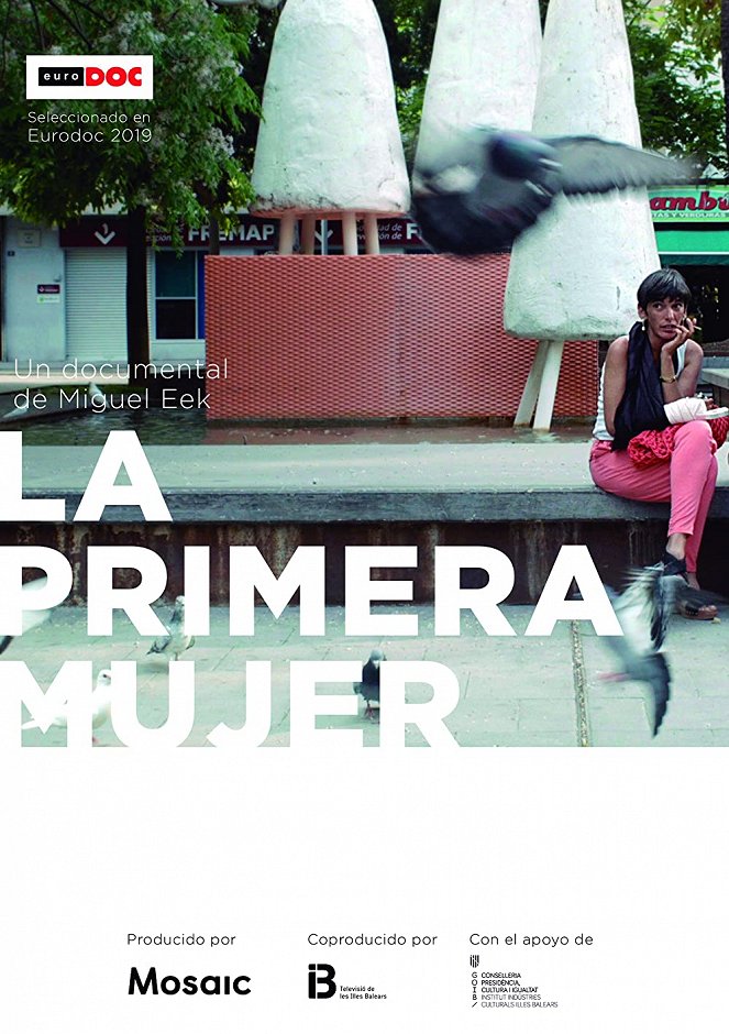 La primera mujer - Carteles