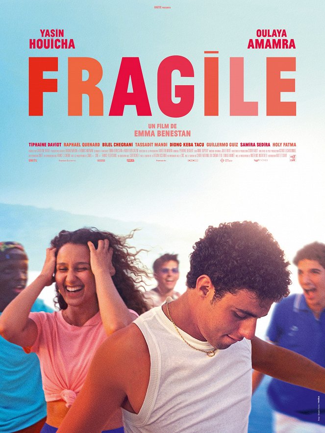 Fragile - Carteles