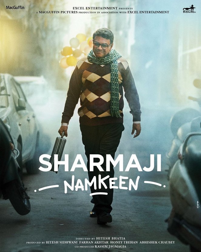 Sharmaji Namkeen - Affiches