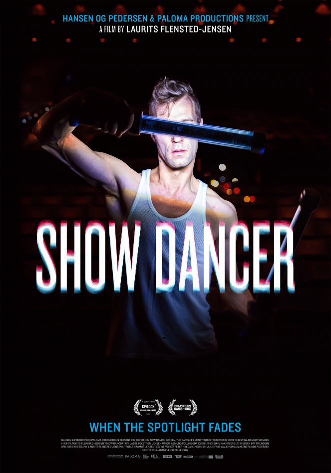 Show Dancer - Plakate
