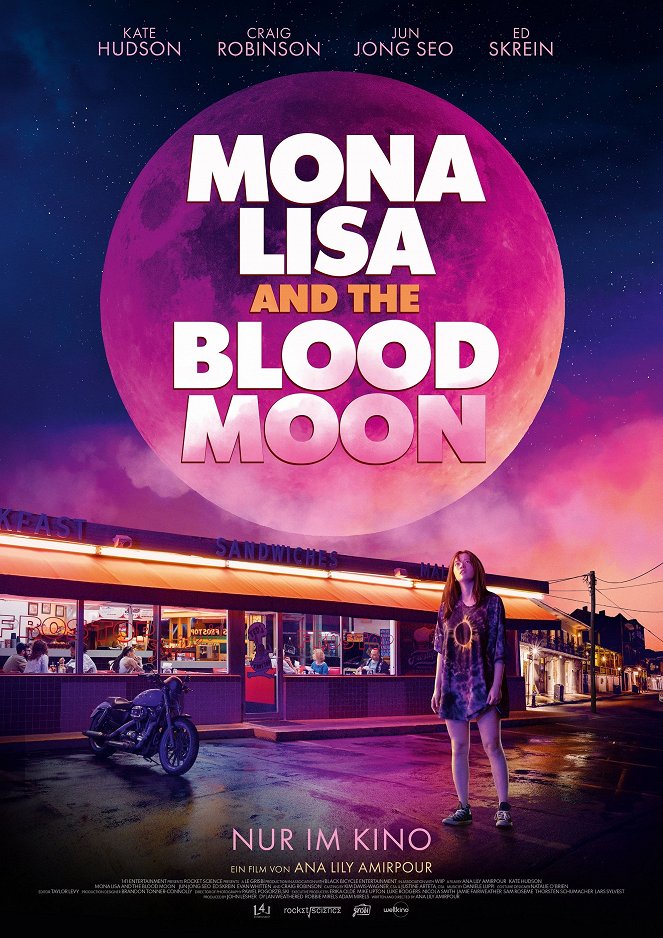 Mona Lisa and the Blood Moon - Plakate