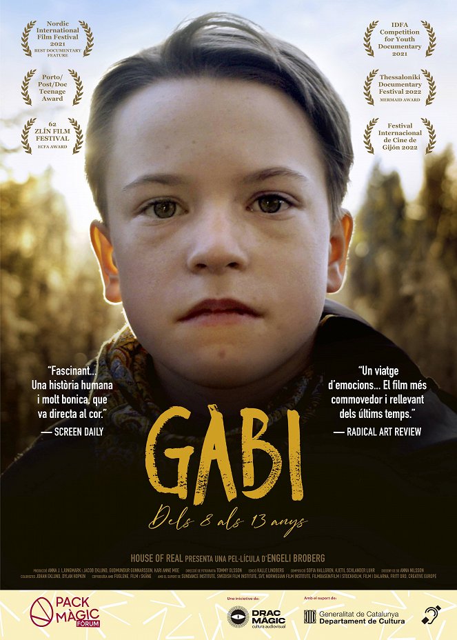 Gabi, de los 8 a los 13 años - Carteles