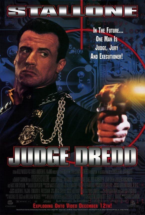 Sędzia Dredd - Plakaty