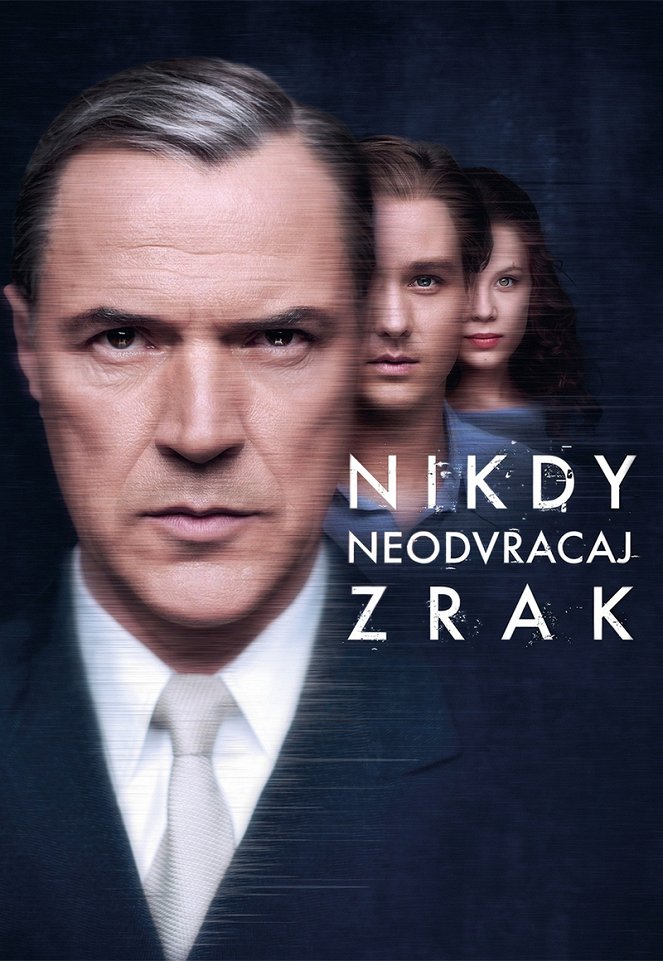 Nikdy neodvracaj zrak - Plagáty